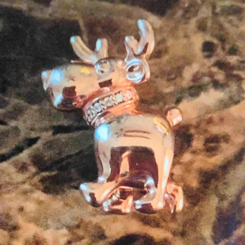 Retired Rose Gold Plated Reindeer Charm - Picture 6 of 6